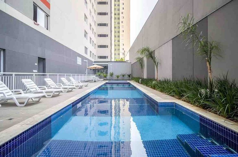 MV22 - Apto c/ Piscina de Frente para o Metrô Brás