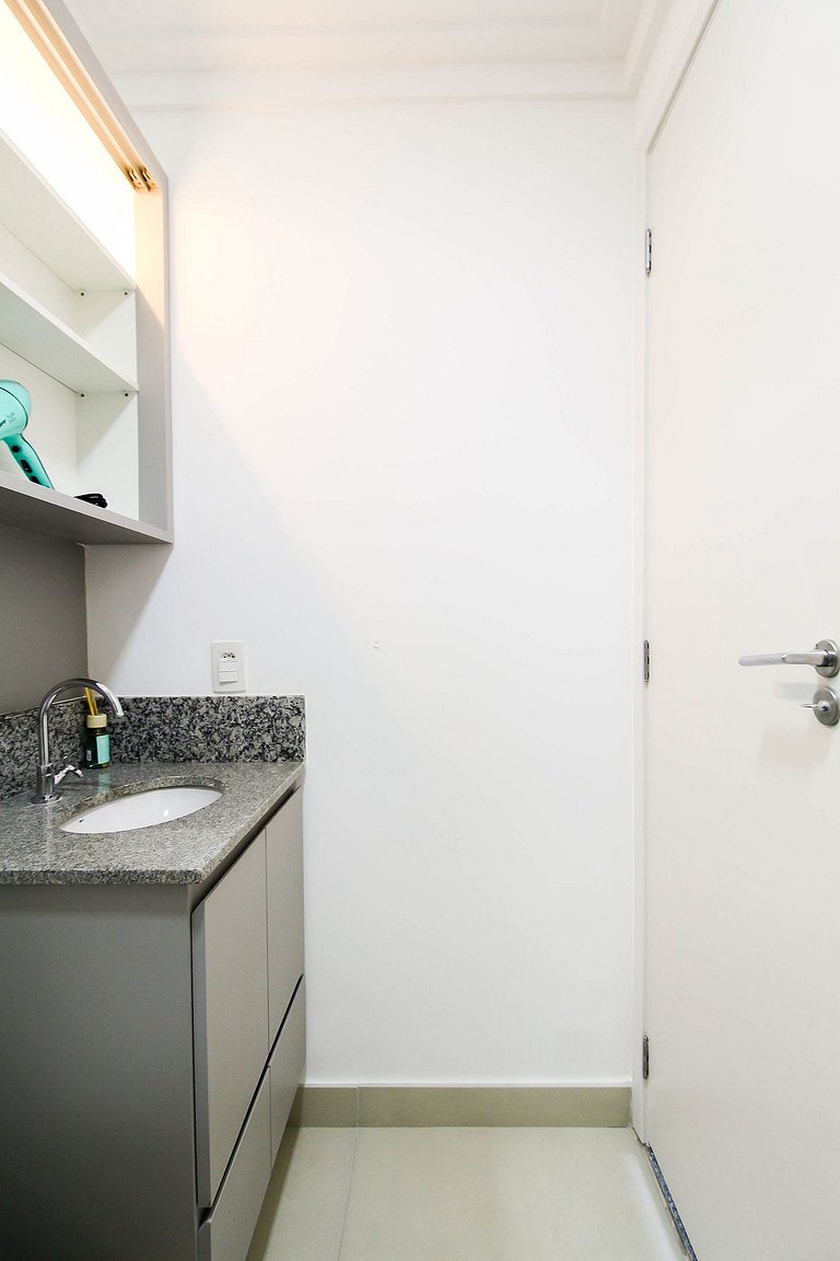 ZYZ812 - Studio novo/moderno próximo a Paulista