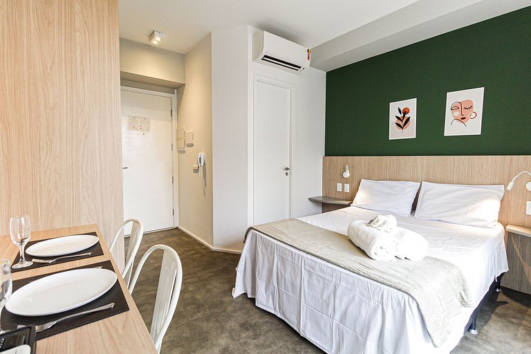 LZ1011 - Studio Luz | Moderno com Piscina
