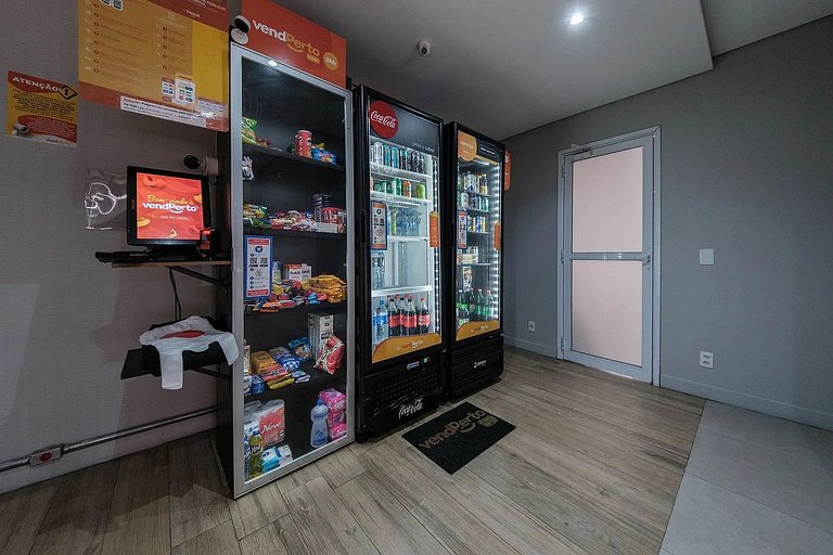 LZ1011 - Studio Luz | Moderno com Piscina