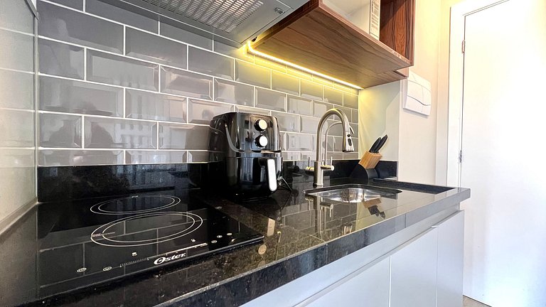 BFL2204 - Studio Elegante | 22° andar | Faria Lima