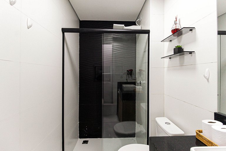 LF12 - Studio moderno ao lado do Metrô Carrão​