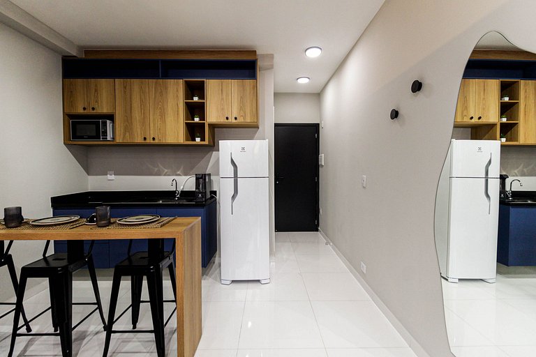LF12 - Studio moderno ao lado do Metrô Carrão​