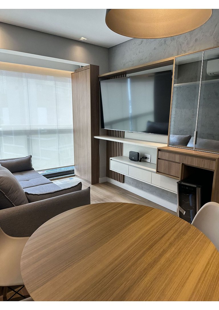 SBK602 - Studio de Luxo no Brooklin (170m Metrô)