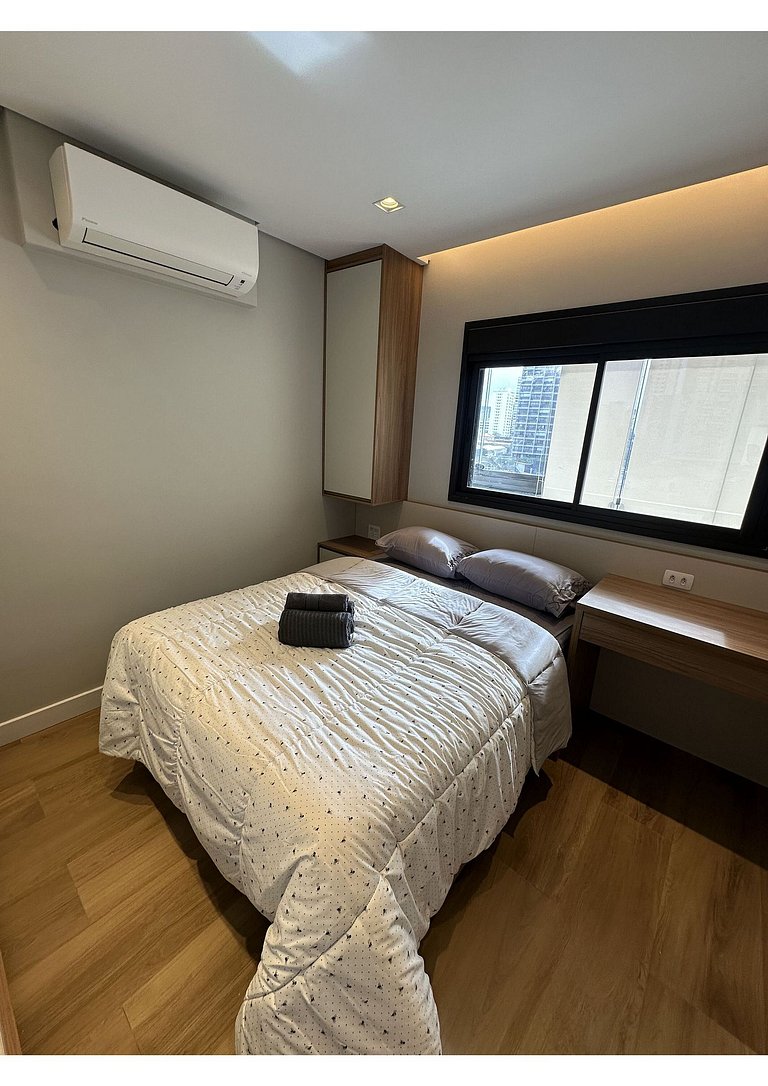 SBK602 - Studio de Luxo no Brooklin (170m Metrô)