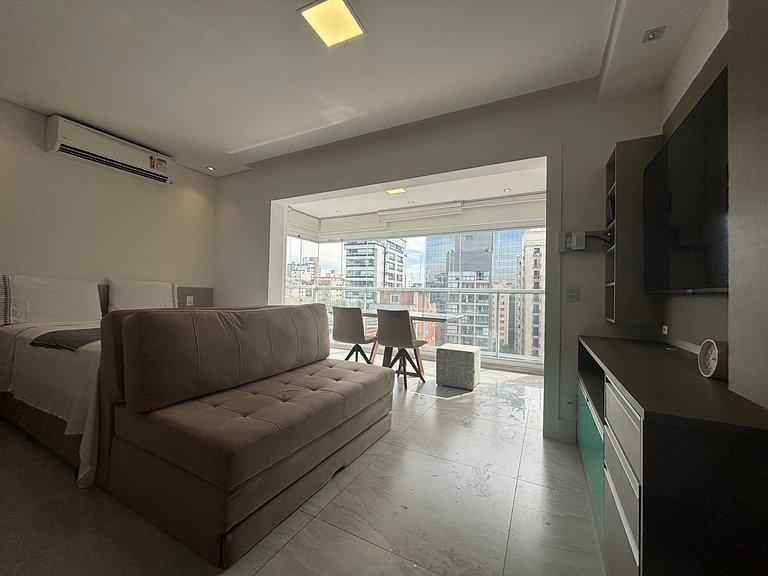 VS1604 - Studio com Piscina e Vaga na Rua Augusta