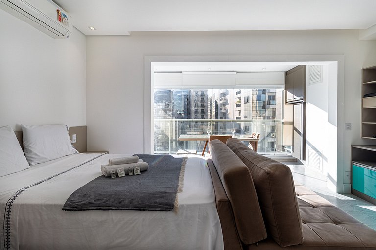 VS1604 - Studio com Piscina e Vaga na Rua Augusta