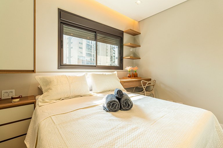 SBK602 - Studio de Luxo no Brooklin (170m Metrô)