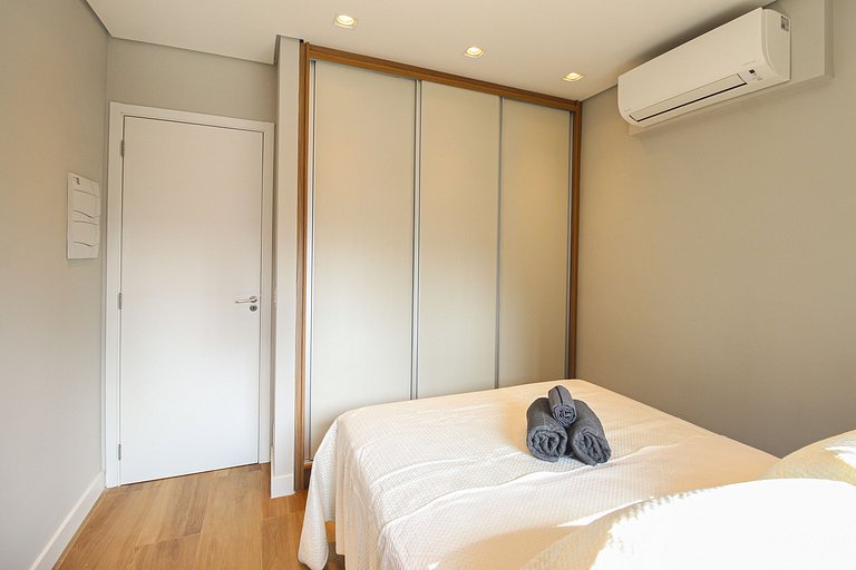 SBK602 - Studio de Luxo no Brooklin (170m Metrô)