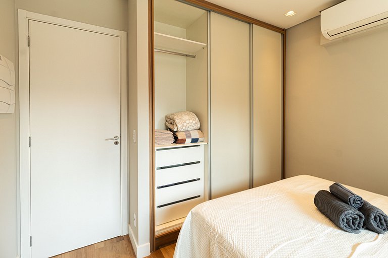 SBK602 - Studio de Luxo no Brooklin (170m Metrô)