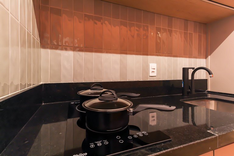 PES504 - Studio c/ Piscina e Academia em Pinheiros