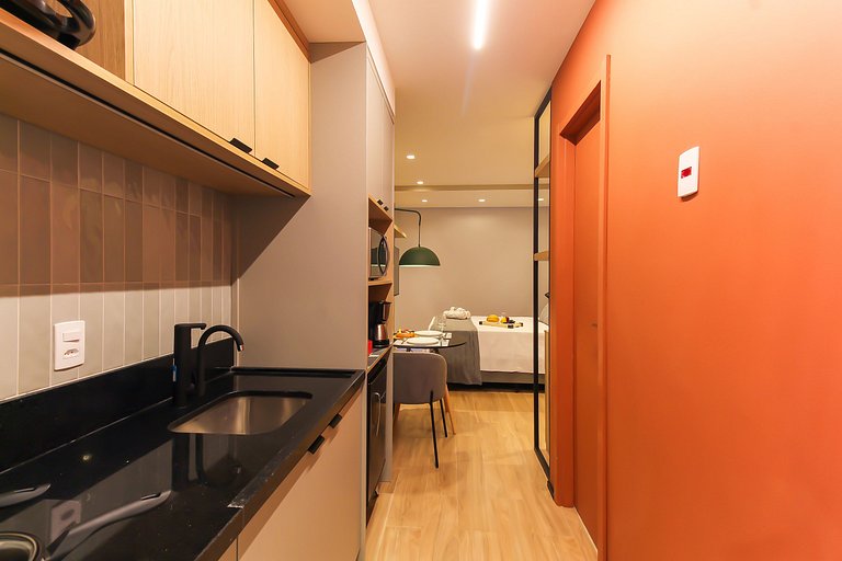 PES504 - Studio c/ Piscina e Academia em Pinheiros