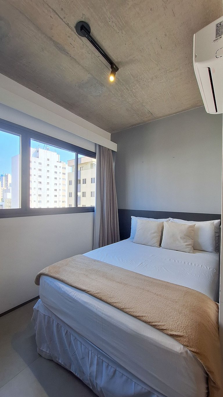 UE1111 - Studio c/ academia | Bela Vista
