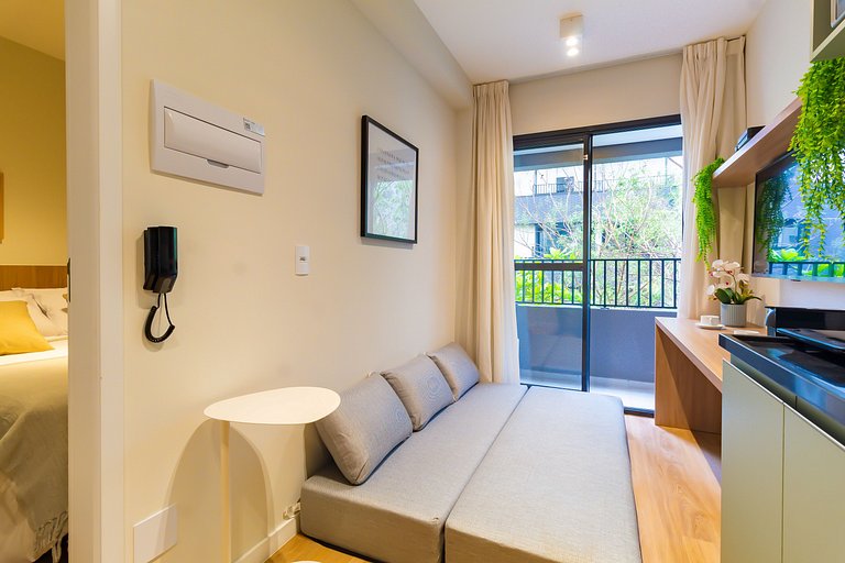 CGB302 - Apto com piscina e academia Bela Vista