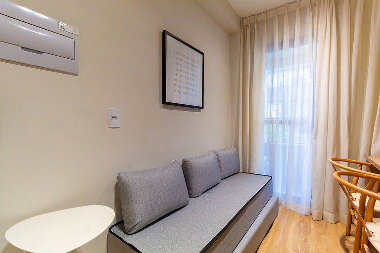 CGB302 - Apto com piscina e academia Bela Vista