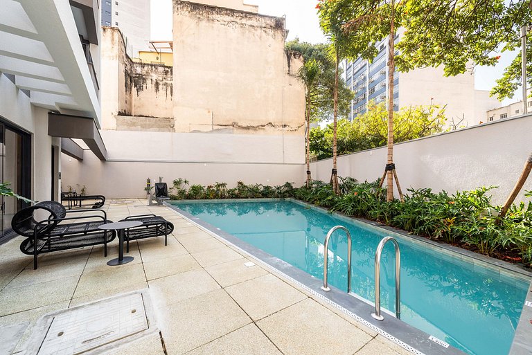 CGB302 - Apto com piscina e academia Bela Vista
