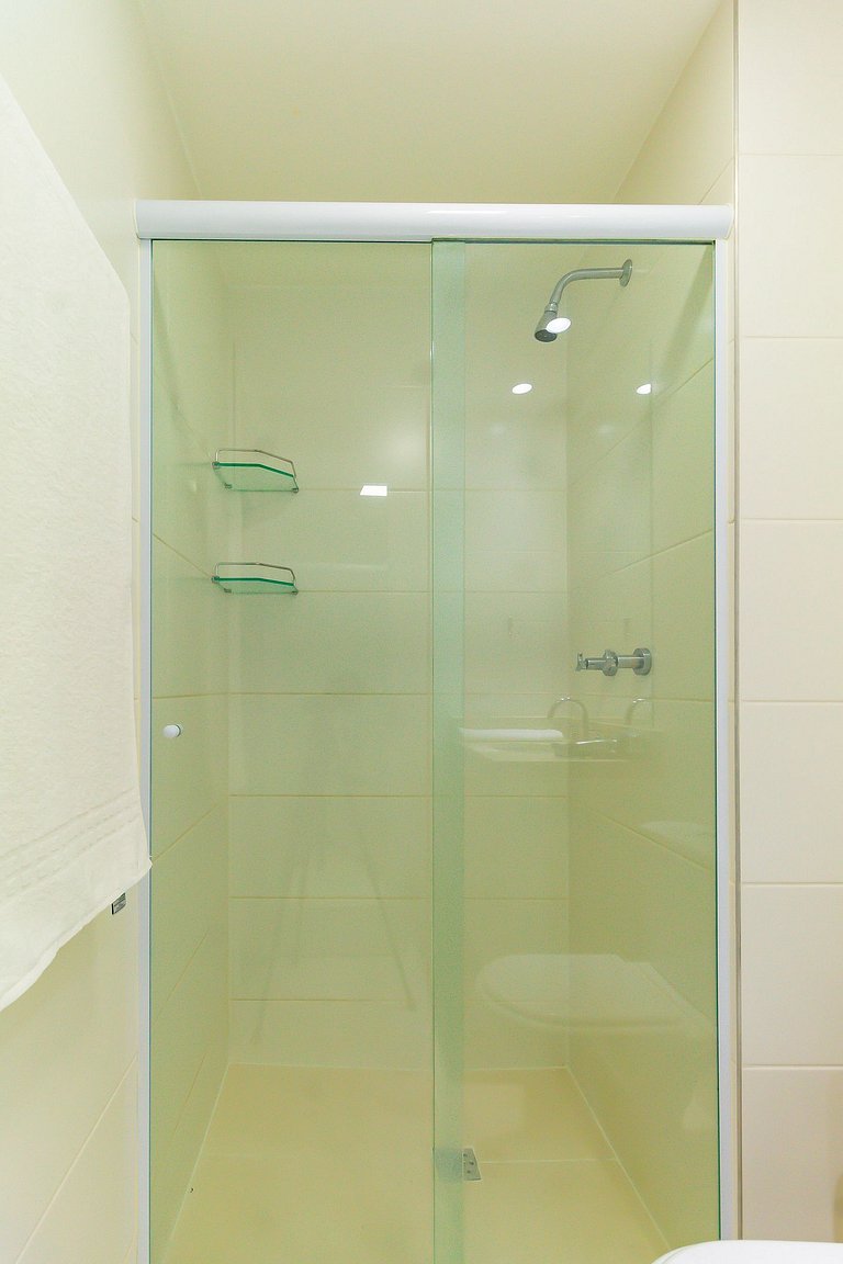 VS1907 - Augusta (Com Garagem) e Piscina