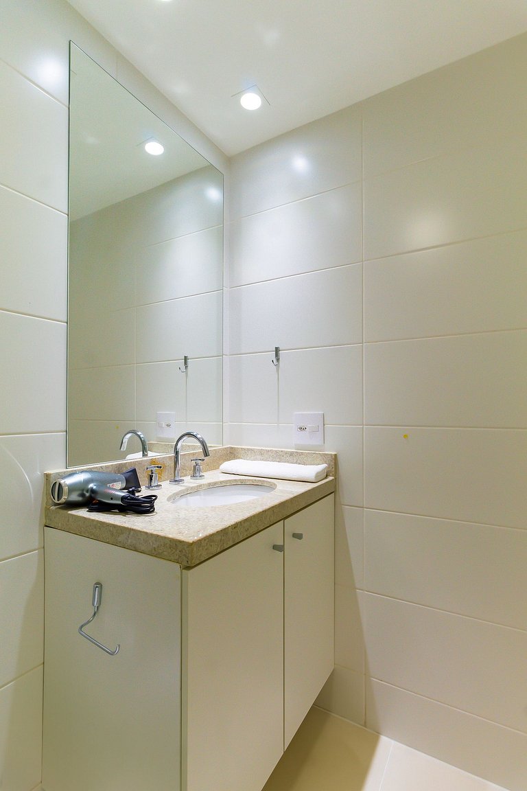 VS1907 - Augusta (Com Garagem) e Piscina