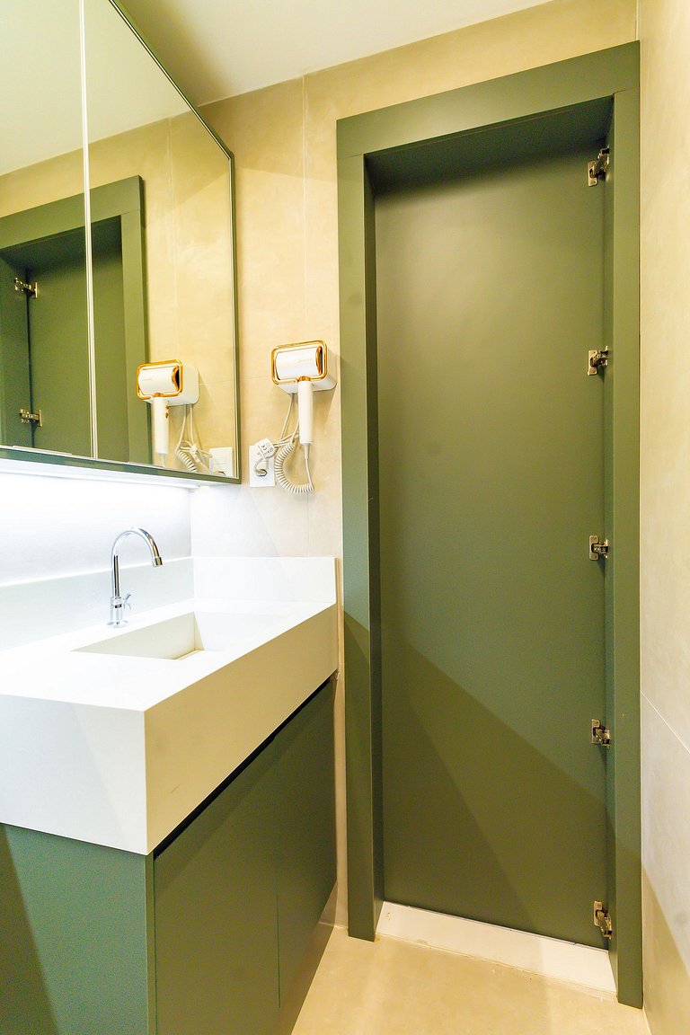 HVM303 - Studio com varanda na Vila Mariana