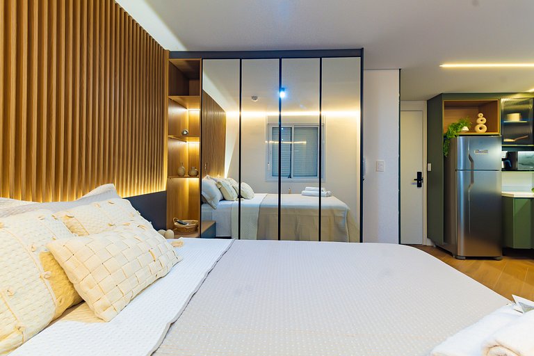 HVM303 - Studio com varanda na Vila Mariana