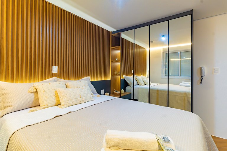 HVM303 - Studio com varanda na Vila Mariana