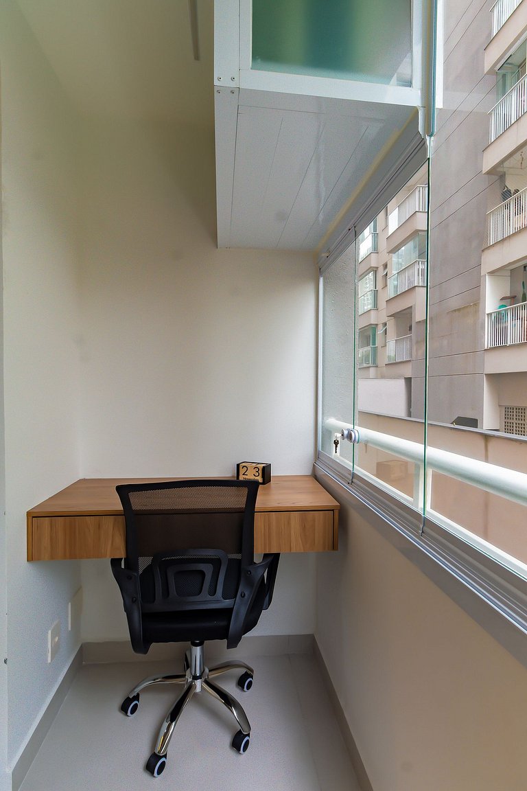 HVM303 - Studio com varanda na Vila Mariana