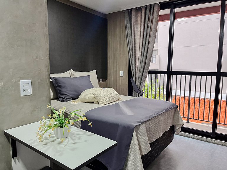 UVM204 - Studio na Vila Mariana • Perto do Metrô