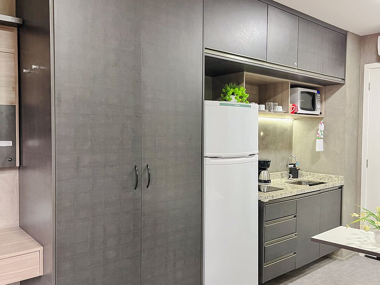 UVM204 - Studio na Vila Mariana • Perto do Metrô