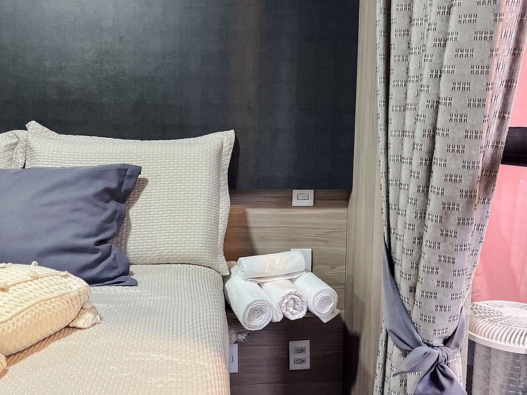 UVM204 - Studio na Vila Mariana • Perto do Metrô