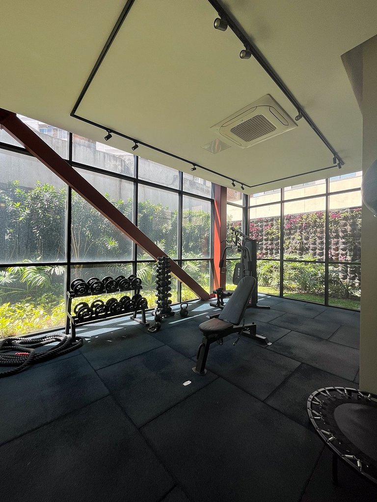 UVM204 - Studio na Vila Mariana • Perto do Metrô