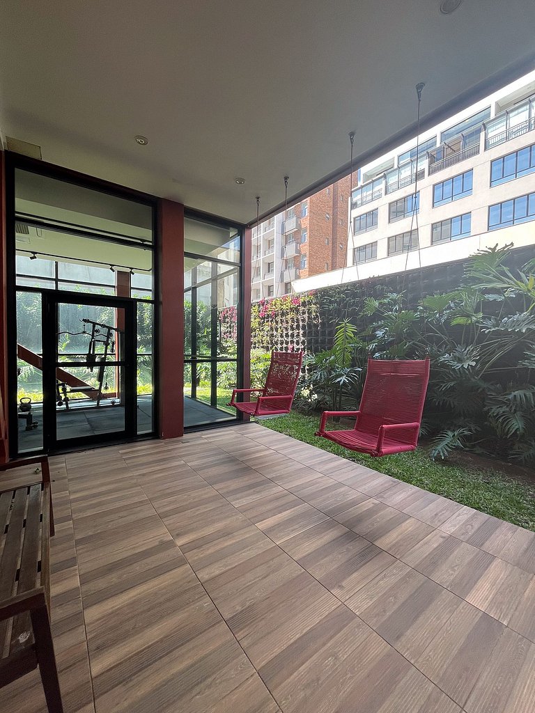 UVM204 - Studio na Vila Mariana • Perto do Metrô