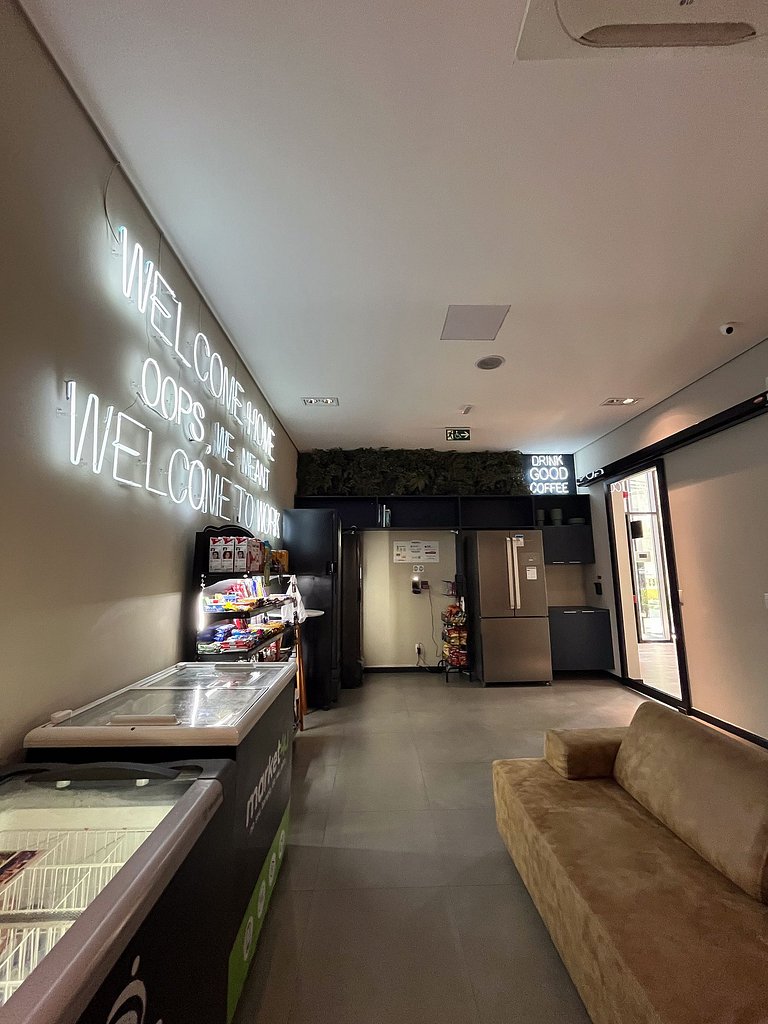 UVM204 - Studio na Vila Mariana • Perto do Metrô