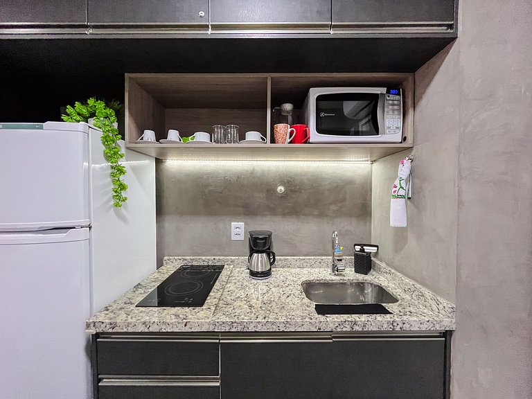 UVM205 - Studio Vila Mariana • Perto do Metrô