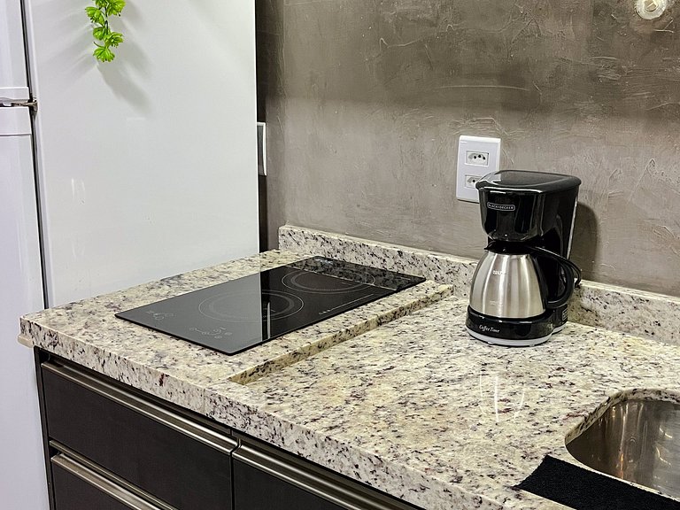 UVM206 - Studio na Vila Mariana • Perto do Metrô