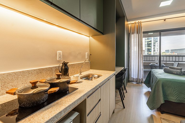 FL213 - Studio Novo no Metrô Faria Lima