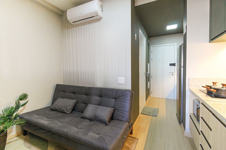 FL213 - Studio Novo no Metrô Faria Lima