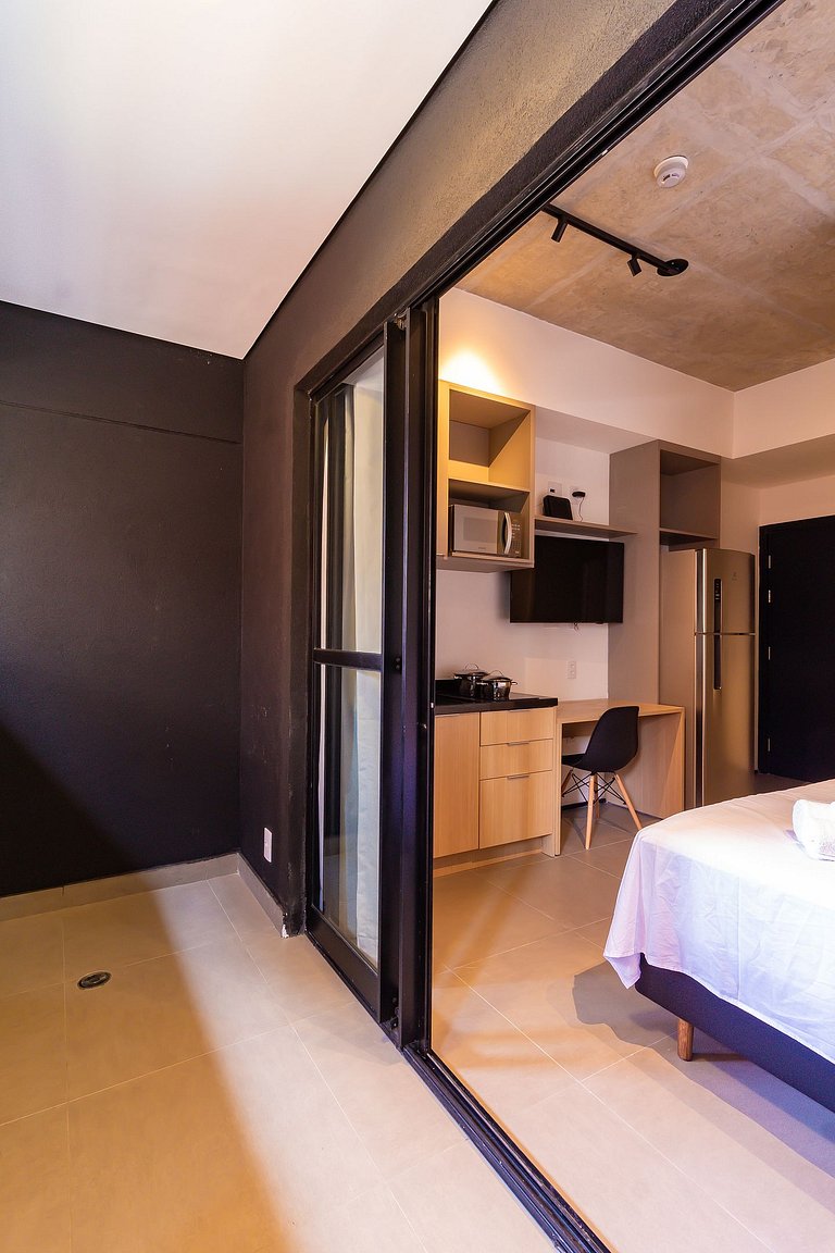 OFB517 - Studio no Brooklin ao lado do metrô