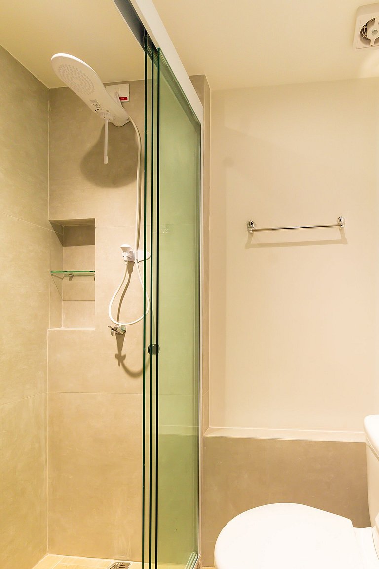 PBS510 - Studio p/ 4 Pessoas | Ao Lado do Allianz