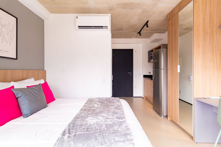 OBK1924 - Studio na Sto. Amaro | Próx. Metrô