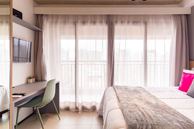 OBK1924 - Studio na Sto. Amaro | Próx. Metrô