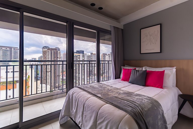 OBK1924 - Studio na Sto. Amaro | Próx. Metrô