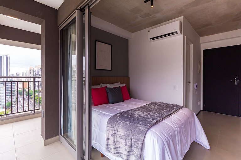 OBK1924 - Studio na Sto. Amaro | Próx. Metrô