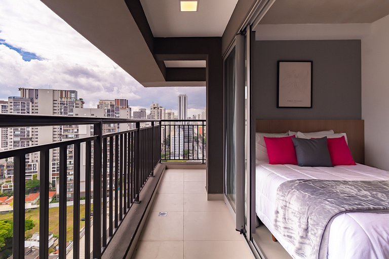 OBK1924 - Studio na Sto. Amaro | Próx. Metrô