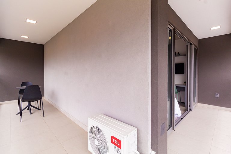 OBK1924 - Studio na Sto. Amaro | Próx. Metrô