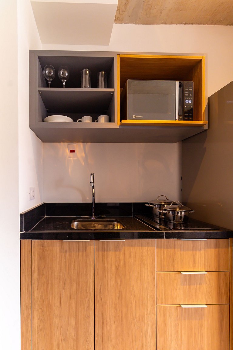 OBK1924 - Studio na Sto. Amaro | Próx. Metrô