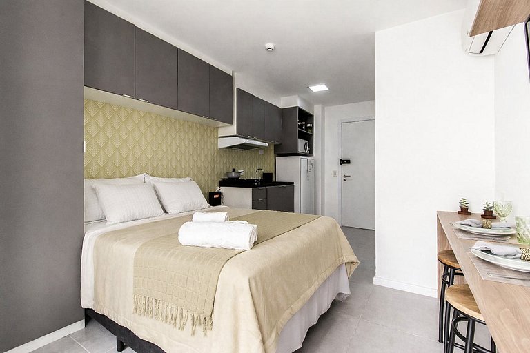 TT4008 - Tatuapé ao lado do metro com Ar