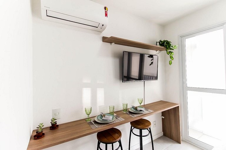 TT4008 - Tatuapé ao lado do metro com Ar