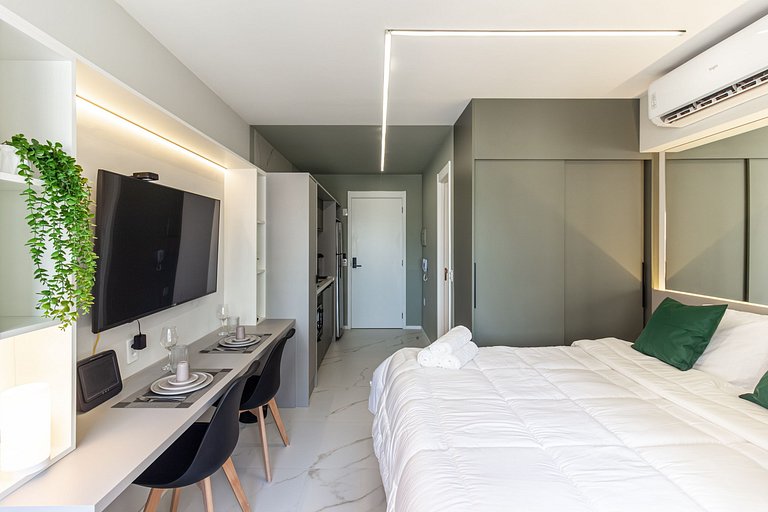 Studio Charmoso com Varanda – Próximo ao Metrô