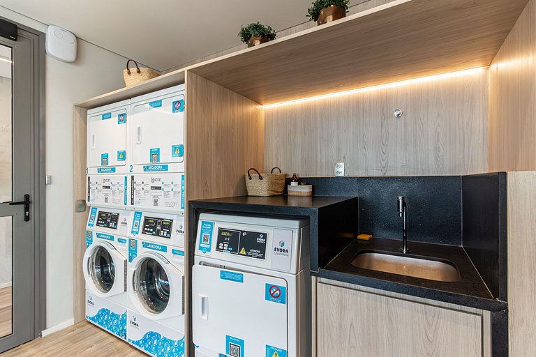 Studio Charmoso com Varanda – Próximo ao Metrô