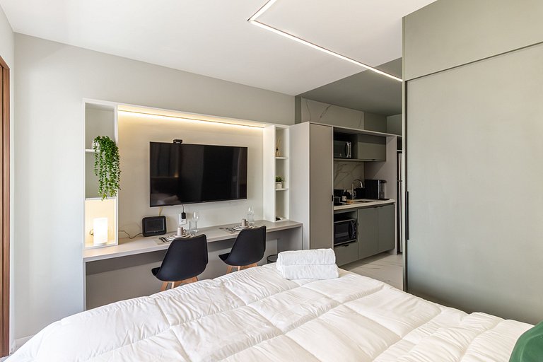 Studio Charmoso com Varanda – Próximo ao Metrô